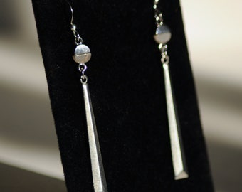 Libby//Labradorite Earrings//Silver Earrings//Dangle Earrings