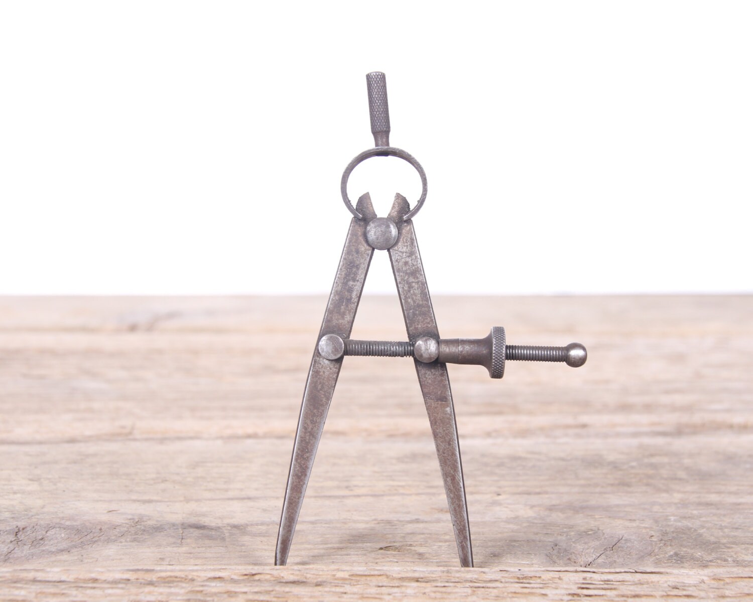Vintage Antique Caliper / Industrial Tool / Industrial Decor / Metal