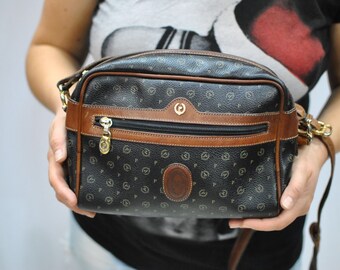 Vintage POLLINI Shoulderbag Purse Monogram Canvas .....(259)