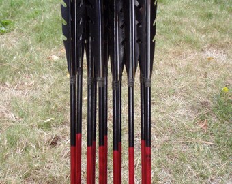 Custom Razorback Arrows, Made To Order / Dozen Arrow Set / traditional wood archery arrows