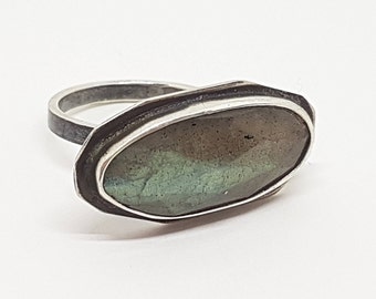 Faceted labradorite ring