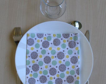 Napkin - 34 x 34 - round pattern