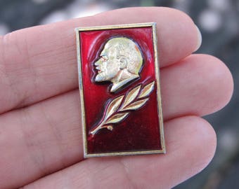 Vintage Soviet pin Lenin pin soviet Communist propoganda Soviet USSR vintage pin badge history Lenin communism rare collectible Soviet pin
