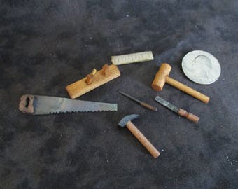 dollhouse miniatures, dollhouse accessories