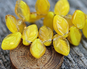 Yellow leaf beads, Autumn leaves, Ocher Yellow leaves, Czech glass beads, fall colors, 12x7mm - 25Pc - 0659