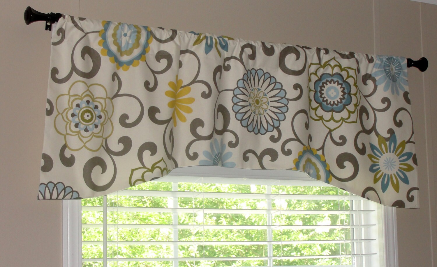 Waverly Pom Pom Play Spa Arch Shaped Valance 52 x