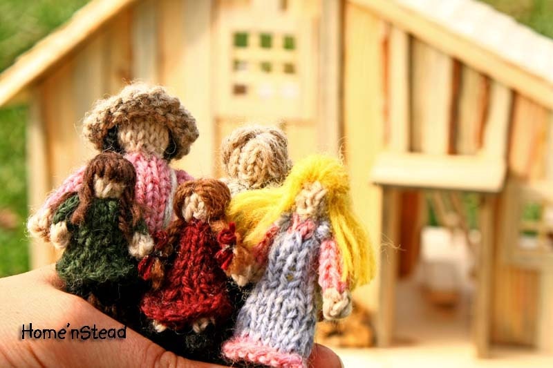 little house dolls