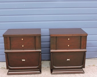Mid Century Modern Pair of Nightstands Side End Tables 6517
