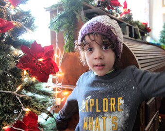 Mountain Toque Slouch Hat Child Cream and purple knit