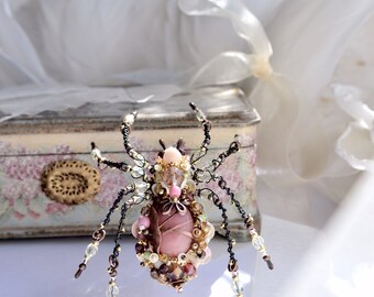 Spider brooch, Spider pin, Gift for her, Spider jewelry, Statement jewelry, Insect art, Nature jewelry, Unique gift