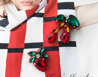 BROOCH CHERY , STRAWBERRY
