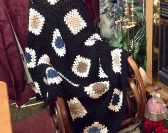 Vintage granny square afghan blanket throw comfy chair lap cover.
