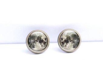 Full Moon Earrings, Moon Studs Earrings, Moon Earrings, moon earring stud