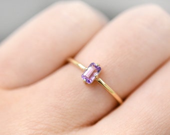 0.30CT Emerald Cut Amethyst Ring, 14k Solid Gold Ring, Dainty Amethyst Ring, February Birthstone Ring, Amethyst Stacking Ring, Gemstone Ring