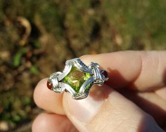 Silver Ring with Faceted Peridot and Hessonite Garnets.