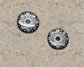 2 cabochon round 12 mm silver diamond triangle