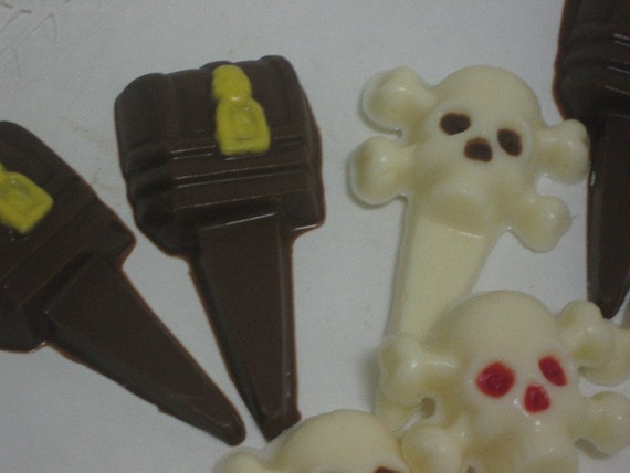 One dozen chocolate pirate themed cupcake picks