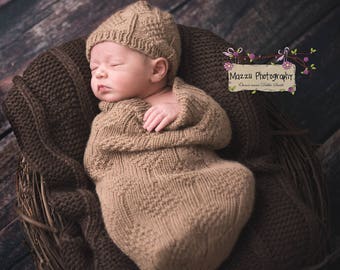 Chain Of Diamonds Hat and Cocoon knitting patterns