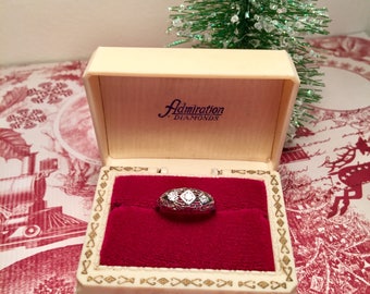 Vintage Ring Presentation Box - Shabby Chic/Art Deco/Victorian