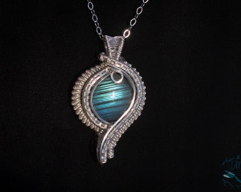 Striped blue labradorite pendant / wire wrapped pendant / silver pendant / blue stone pendant / crystal pendant / unique necklace
