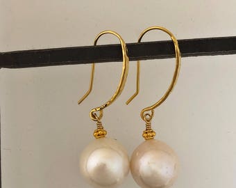 Off White pearls on gold vermeil ear wires
