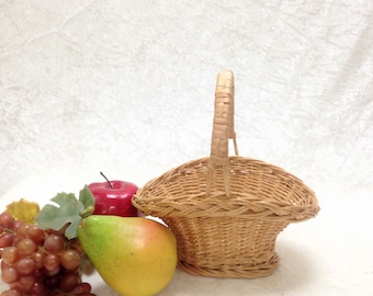 small sized natural wicker flower basket wedding basket Easter basket Victorian farmhouse garden basket country wicker yesteryears