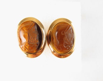 Vintage Tiger's Eye Cuff Links: Carved Cameo Soldiers, Gold Filled