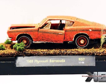 1:64 Scale Barn Find Diorama