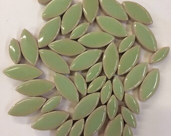 Peppermint Ceramic Petals -50g//green mosaic leaves//ceramic tile
