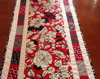 Quilted table runner, handmade
