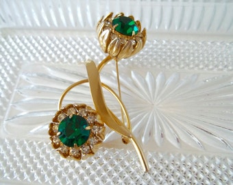 Vintage Green Rhinestone Chrysanthemum Brooch