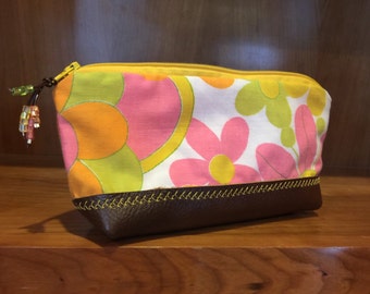 60s- 70s Retro Essentials Accessory Set. Nail Polish Organizer / Medium zipper pouch. Bright vintage fabric & genuine leather cosmetic bag.