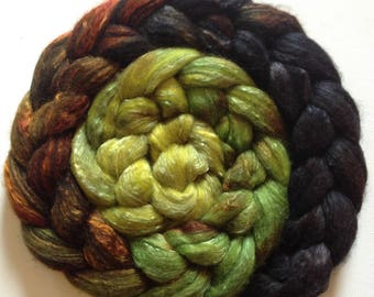 Hand Dyed gradient roving 3ozs polwarth mulberry silk 70/30 MTO Persephone