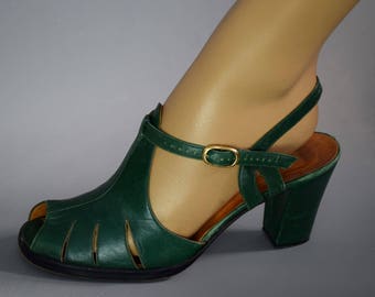 ITALIAN Vintage Green Leather Peek-a-boo Sandal EU 40