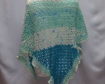 Ladies Triangular Wrap