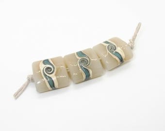 Translucent Ivory And Silver Glass Beach Handmade Lampwork Glass Beads - Prima Donna Beads