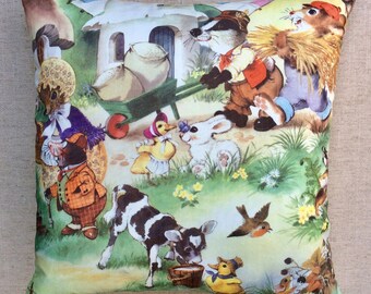 Vintage Fabric Cushion Farrmyard Animals 40cmx40cm