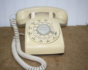 Bell Systems Rotary Desk Phone - Off white - item #2932