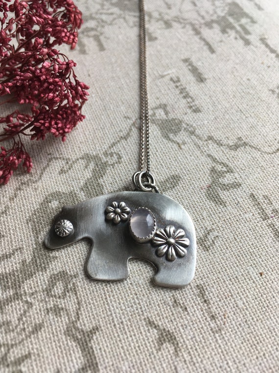Zuni Mamma Bear, Rose Quartz and flowers, Sterling Silver