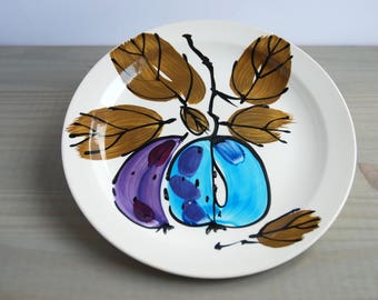Vintage Island Worcester Forbidden Fruit 10 inch dinner Plate Vera Neumann