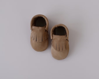 loafers / baby moccasins mocks / soft soled shoes / tan
