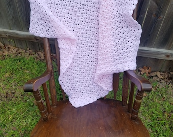 Crochet Baby Blanket in Pink