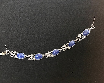 Bracelet Sarah Coventry - Silver Leaves - Faux Lapis Lazuli Cabochons 7.5 inches long