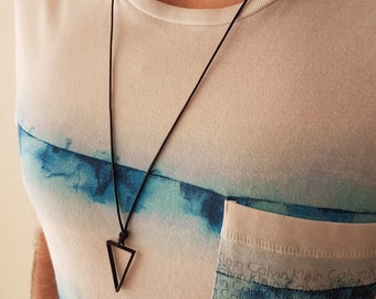 Triangle men necklace,Geometric necklace,Triangle pendant,Men necklace,Necklace for men,Black triangle necklace,triangle necklace men