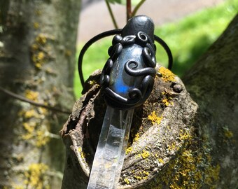 Stunning Labradorite and Quartz Necklace
