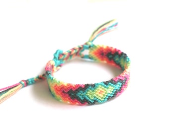 Friendship Bracelet. Pastel Love.