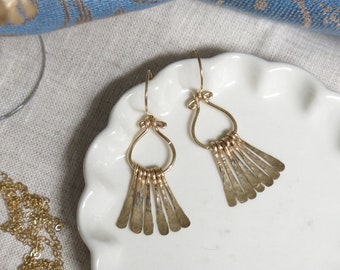Hammered 14K Gold filled tassel earrings, gold fringe earrings, minimalist jewelry hammered jewelry, dainty earrings gold, handmade jewelry