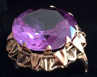 Old vintage cocktail ring 50 gold rose 18 k accented with a huge Amethyst - Antique cocktail ring amethyst pink gold 18 k - Cocktail ring