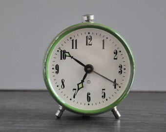 Prim Green Alarm Clock, Mechanical Movement, Retro Clock, Retro Alarm Clock, Antique Clock, Mid Century Alarm Clock, Mid Century Clock
