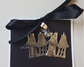 Pendant houses and little Church under the hand made silver sun of GLMeetheArt